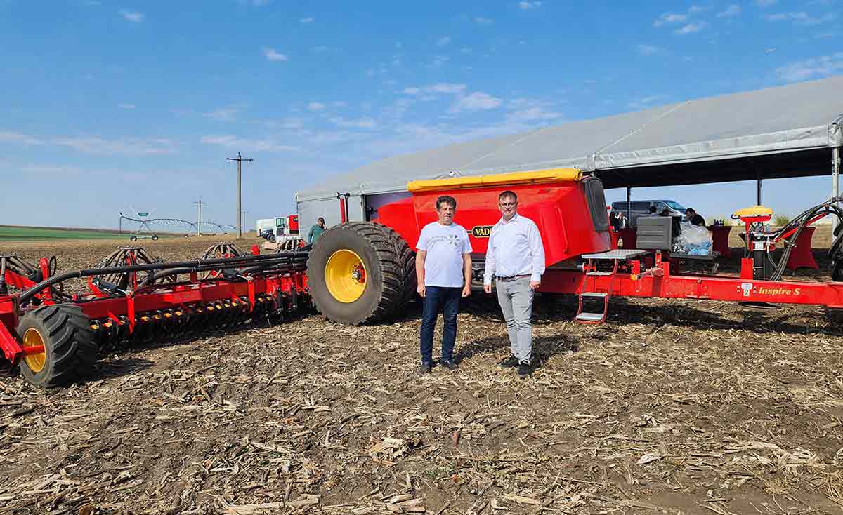 FIELD DAY Titan Machinery