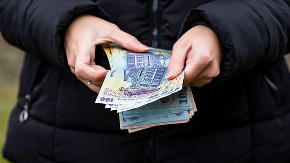 Finanțarea, veșnica problemă pentru fermierii români: ”Băncile ne întorc spatele” 2 despăgubiri Crăciun finantare
