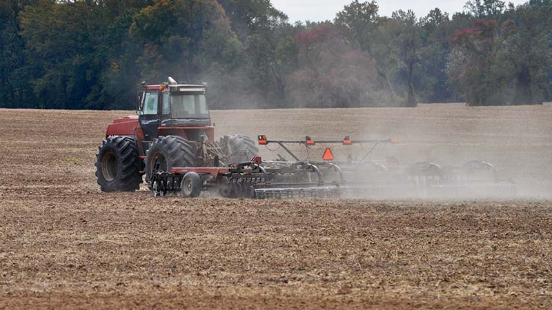 Consultant fonduri europene: Programul ”Rabla pentru tractoare” nu va mai fi! 2 PNS, arendă record, terenuri agricole necultivat teleorman GAEC, rabla pentru tractoare