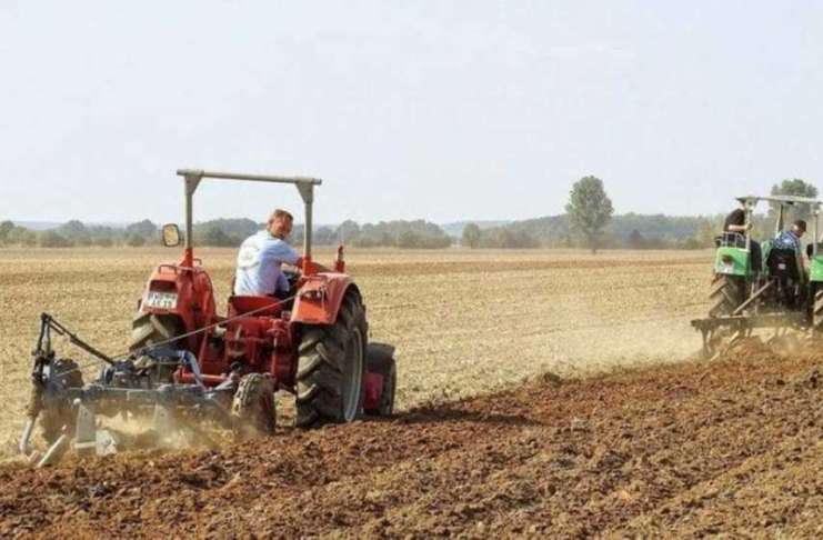 Rabla pentru tractoare – Ce se ascunde în spatele tăcerii de la AFM