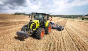 Noul ARION 570 CMATIC: cel mai puternic model cu patru cilindri din gama de tractoare CLAAS Advertorial ARION 570