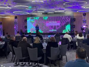 Agora Vitis 2025, eveniment dedicat viticulturii românești, o continuare a tradiției întâlnirilor organizate de Syngenta România Advertorial Agora Vitis 2025