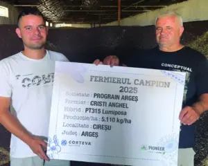 Recolte bogate, decizii mai bune: Cum au obținut fermierii recolte record la rapiță 8 Recolte bogate, decizii mai bune: Cum au obținut fermierii recolte record la rapiță Recolte bogate, decizii mai bune: Cum au obținut fermierii recolte record la rapiță Advertorial rapiță