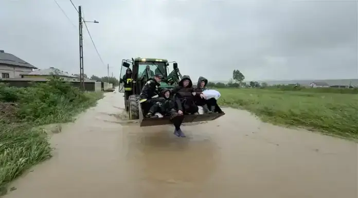 Alertă Cod galben de INUNDAȚII în 13 județe!