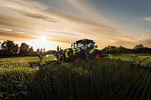Performanță eficientă, confort inteligent și versatilitate fără compromisuri: noul AXION 8 CMATIC de la CLAAS Advertorial CLAAS