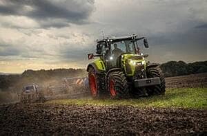 Performanță eficientă, confort inteligent și versatilitate fără compromisuri: noul AXION 8 CMATIC de la CLAAS Advertorial CLAAS
