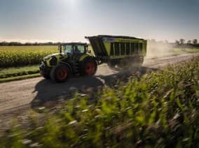 Performanță eficientă, confort inteligent și versatilitate fără compromisuri: noul AXION 8 CMATIC de la CLAAS Advertorial CLAAS
