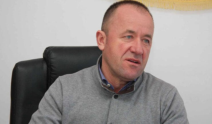 Caz tulburător într-o comună ieșeană: „Mistrețul”, stăpân și la stână, și la primărie!