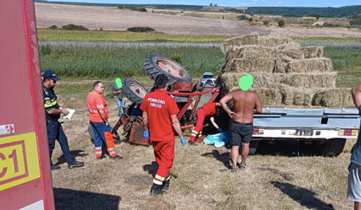 Tragedii în câmp, una după alta! Au murit striviți de utilajele agricole!