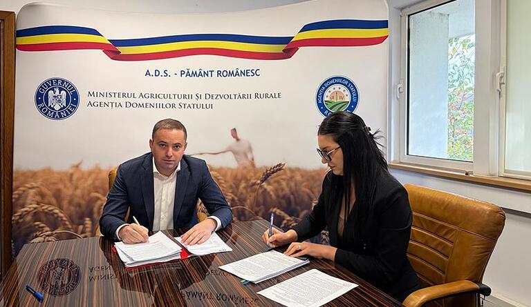 Anunț ADS: Mii de hectare de pășuni pentru fermieri din 9 județe! 1 Anunț ADS: Mii de hectare de pășuni pentru fermieri din 9 județe! Anunț ADS: Mii de hectare de pășuni pentru fermieri din 9 județe! Actualitate pășuni